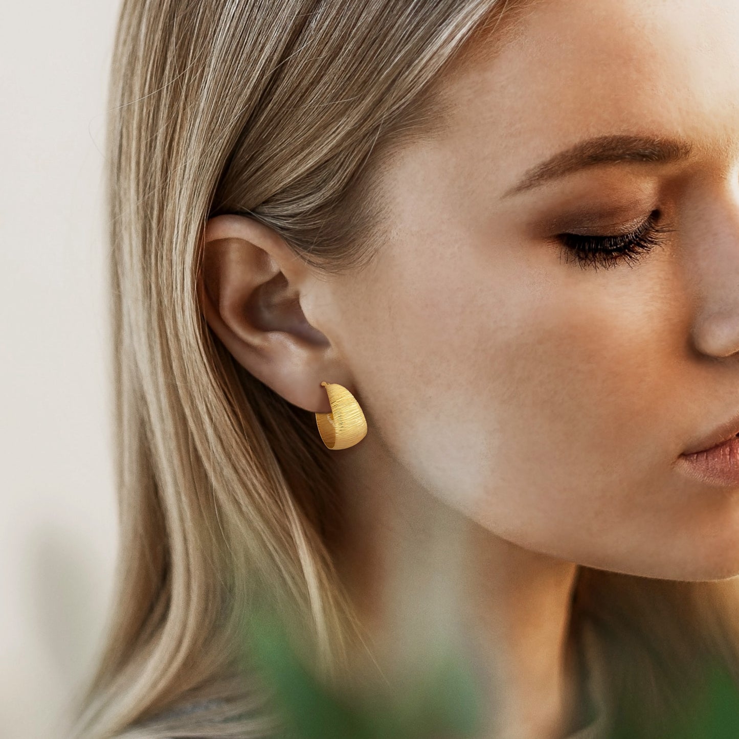 23MM Textured hoop earrings in sterling silver