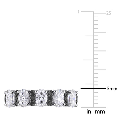 1/6 CT Black Diamond TW And 1 CT DEW Created Moissanite-White Fashion Ring 10k White Gold