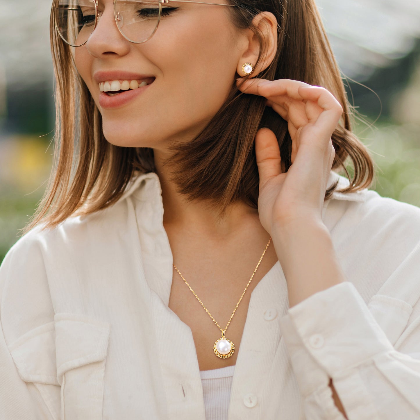 Pearl fashion Earrings & Pendant set